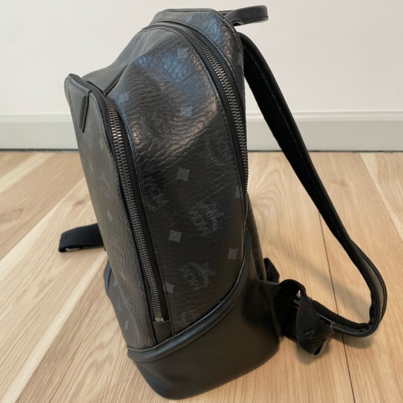 MCM Black Textured Women's Backpack - Picture 5 of 10